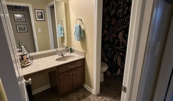 737 Bracknell Dr, Avon, IN 46123