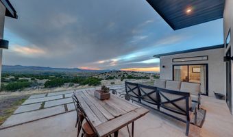 28 Scenic Rdg S, Alpine, TX 79830