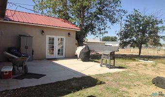 2325 Collins Ave, Carlsbad, NM 88220