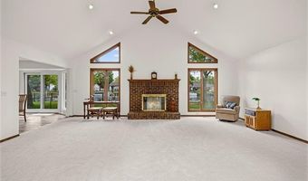 7236 Bluebill St, Algonac, MI 48001
