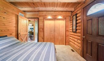5152 Briar Ridge Dr, Aurora, IN 47001