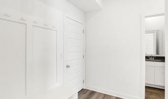 4390 Red Pine Dr, Bargersville, IN 46106