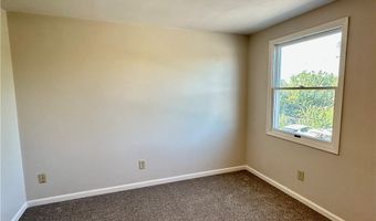 549 Burroughs Dr, Amherst, NY 14226