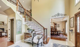 913 S DRYDEN Pl, Arlington Heights, IL 60005