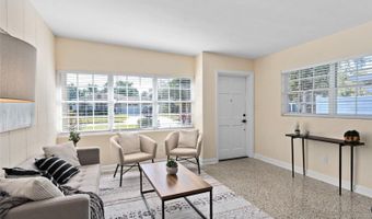 17 W HAZEL St, Orlando, FL 32804