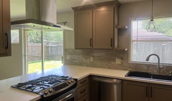 8082 Sholar Dr, Baton Rouge, LA 70809