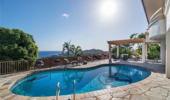 1604 Ihiloa Loop, Honolulu, HI 96821