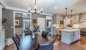 59 Camden Ln, Cranston, RI 02921