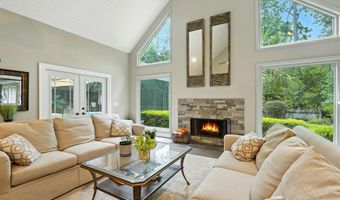4 Egret Dr, Beaufort, SC 29907