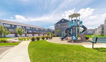 5860 156th St W, Apple Valley, MN 55124