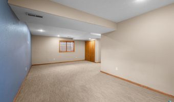 209 W Ironwood St, Brandon, SD 57005