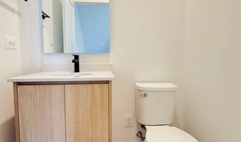 33 LOWER SERVICE Ct NW, Washington, DC 20001
