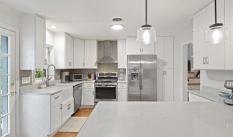 4534 LA SALLE Ave, Alexandria, VA 22304