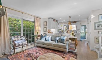 322 Indian Ave, Middletown, RI 02842