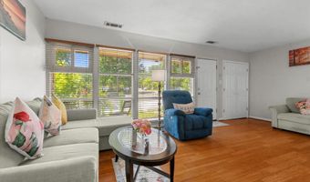 7877 PATRIOT Dr, Annandale, VA 22003