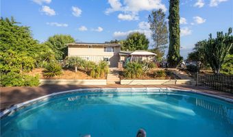 2220 Dippon Ln, Escondido, CA 92027