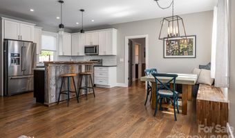 139 Linden St, Arden, NC 28704