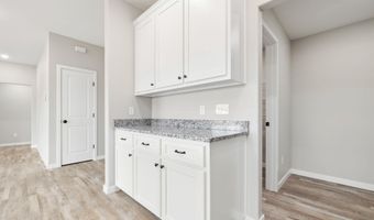 416 Beaver Tail Rd, Ash Grove, MO 65604
