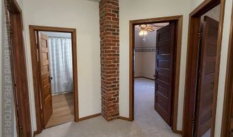 709 N St, Aurora, NE 68818