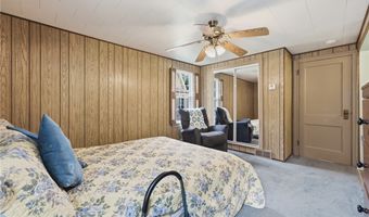 165 Shadyside Ct, Alliance, OH 44601