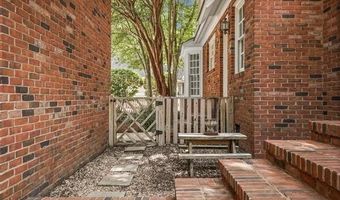 2514 Pheasant Dr, Albany, GA 31721