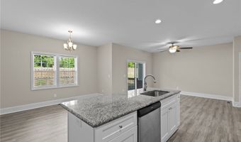 822 Ducks Lndg, Aberdeen, NC 28315