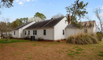 225 N 6th St, Aurora, NC 27806