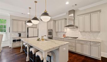 4224 Dogwood Bnd, Berkeley Lake, GA 30096