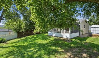 2248 Summit Dr, Arnold, MO 63010