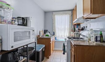 872 Lonsdale Ave, Central Falls, RI 02863