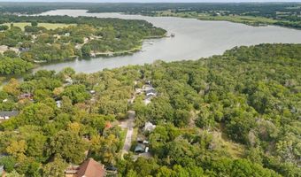 62 Live Oak St, Alvarado, TX 76009