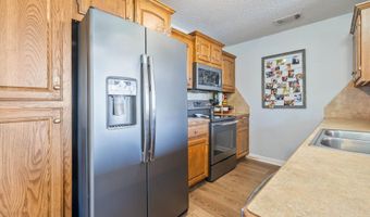 1202 Meadows Dr, Benton, AR 72019