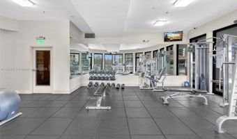 20505 E Country Club Dr 138, Aventura, FL 33180