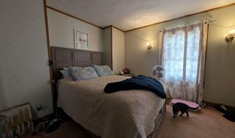 620 W 3rd St, Bicknell, IN 47512