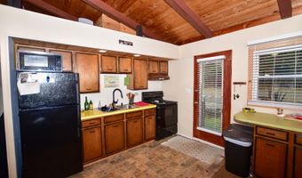 260 Sherwood Dr, Becket, MA 01223