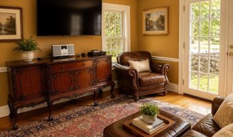 1 Smith Ln, Amherst, NH 03031