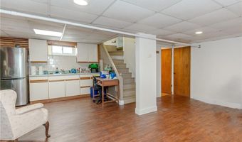 25 Rhodes Ave, Cranston, RI 02905
