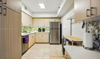 3600 Mystic Pointe Dr 305, Aventura, FL 33180