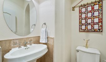 5569 Pepperwood Rd, Santa Rosa, CA 95409