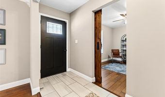 1014 Bedford Ln, Ballwin, MO 63011
