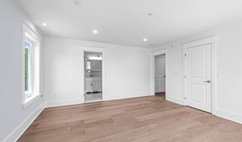 308 FOUNTAIN St, Philadelphia, PA 19128
