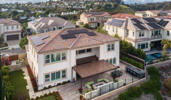 2555 Glasgow Dr, Carlsbad, CA 92010