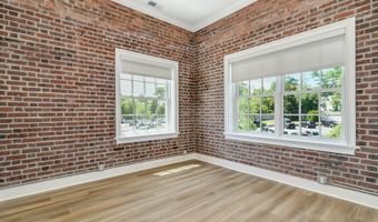 1077 Post Rd 2, Darien, CT 06820