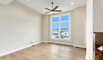 1640 Grayhawk Dr, Basehor, KS 66007