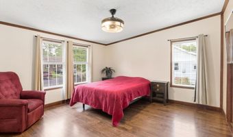 208 Longboat Ave, Beachwood, NJ 08722