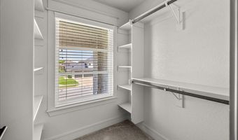 4414 S 87th Pl, Bentonville, AR 72713
