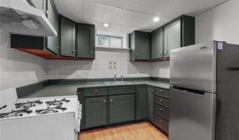 37 Pinewood Dr, North Providence, RI 02904