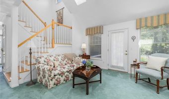 45 FOX Dr, Narragansett, RI 02882