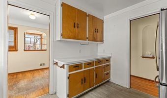 7668 Cortland Ave, Allen Park, MI 48101