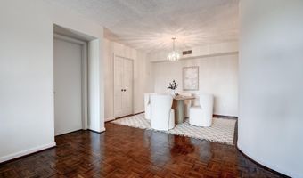 1101 S ARLINGTON RIDGE Rd S 208, Arlington, VA 22202